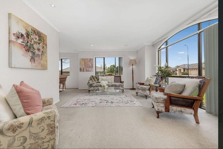 Photo of property in 55 Armoy Drive, East Tamaki, Auckland, 2016