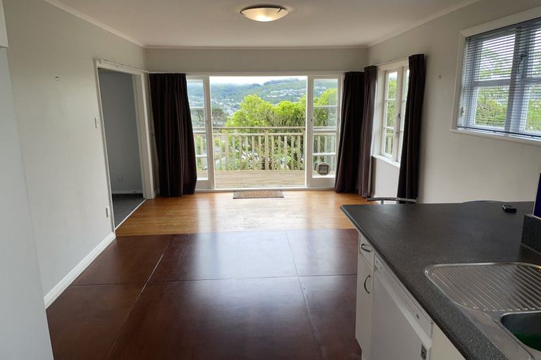 Photo of property in 34 Chesterton Street, Johnsonville, Wellington, 6037