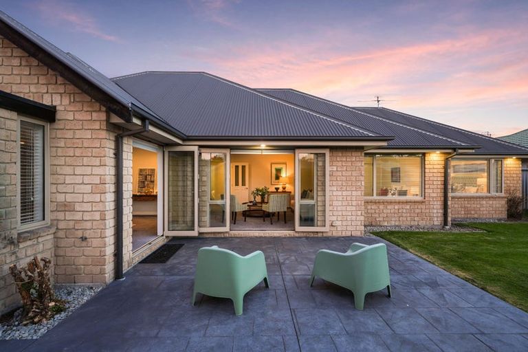 Photo of property in 33 Sanctuary Gardens, Shirley, Christchurch, 8052