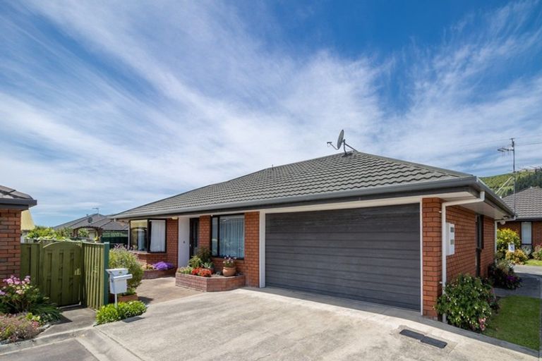 Photo of property in 14 Pettit Place, The Wood, Nelson, 7010