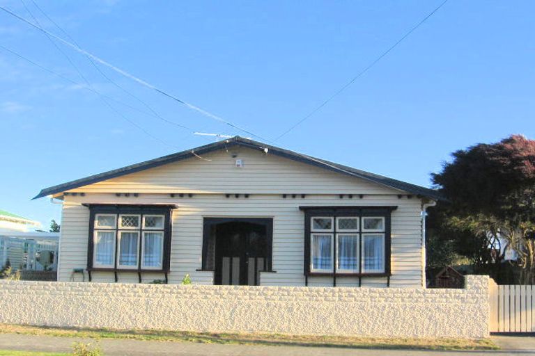 Photo of property in 52 Heretaunga Street, Petone, Lower Hutt, 5012
