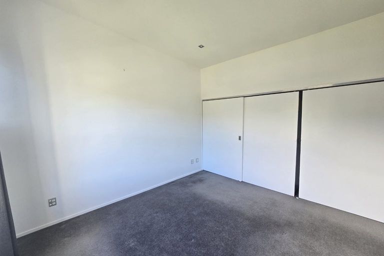 Photo of property in 38 Saddleback Grove, Karori, Wellington, 6012