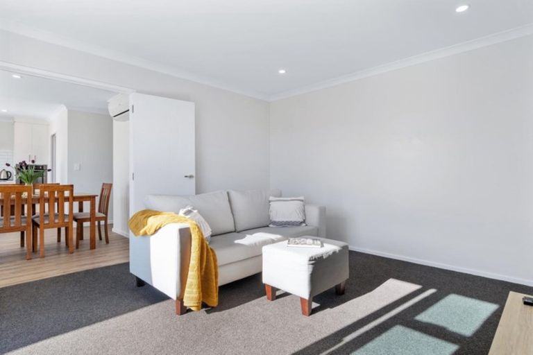 Photo of property in 77 Bert Wall Drive, Omokoroa, 3114