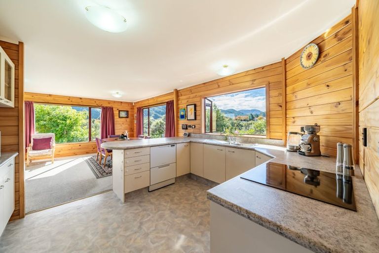Photo of property in 49a Gillespies Road, Birchville, Upper Hutt, 5018