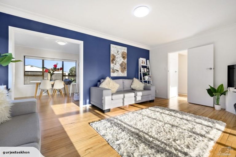 Photo of property in 29 Sunnyside Crescent, Papatoetoe, Auckland, 2025