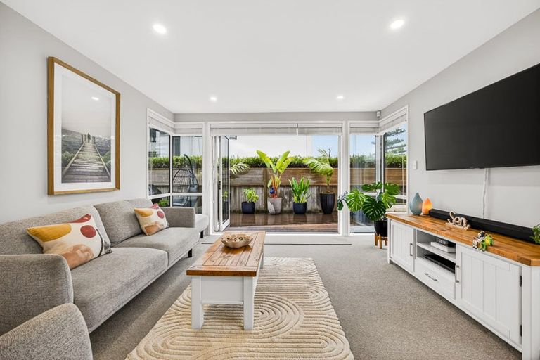 Photo of property in 28a Inverness Road, Browns Bay, Auckland, 0630