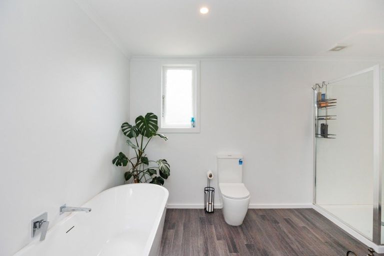 Photo of property in 97 Churchill Avenue, Hokowhitu, Palmerston North, 4410