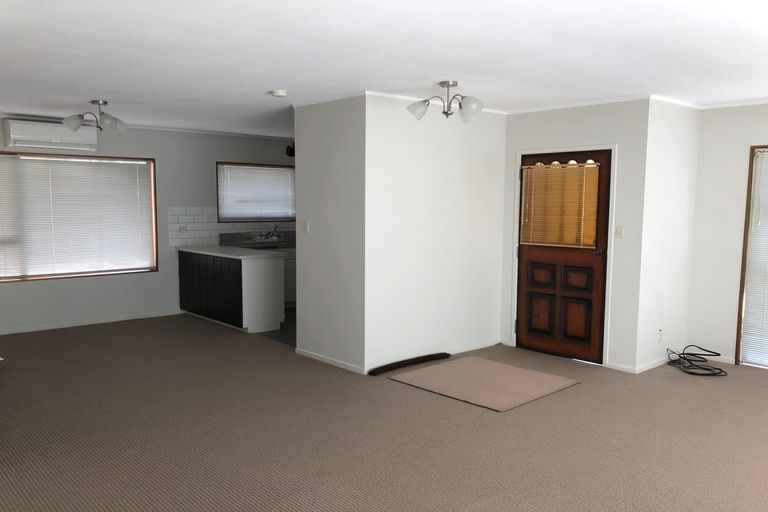 Photo of property in 3/131 Union Road, Howick, Auckland, 2014
