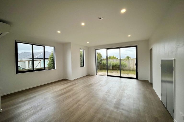 Photo of property in 1/22 James Laurie Street, Henderson, Auckland, 0612
