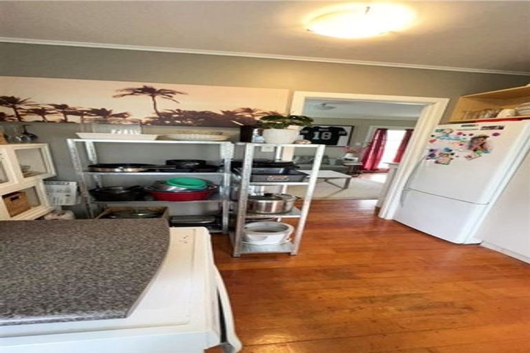 Photo of property in 33a Cambridge Terrace, Papatoetoe, Auckland, 2025