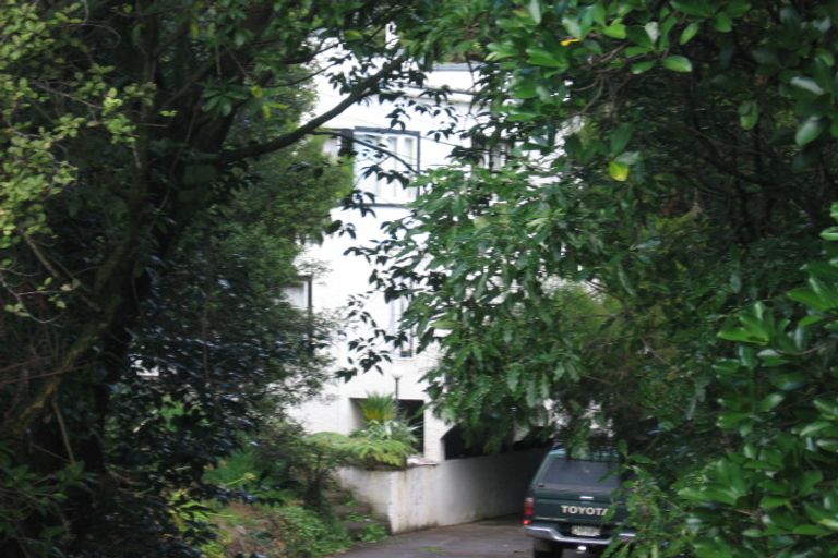 Photo of property in 367b Titirangi Road, Titirangi, Auckland, 0604