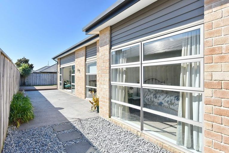 Photo of property in 4 Manuka Street, Pegasus, 7612