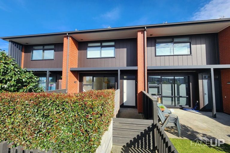 Photo of property in 62 Walter Merton Road, Hobsonville, Auckland, 0616