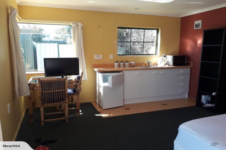 Photo of property in 286 Clifton Road, Te Awanga, 4102