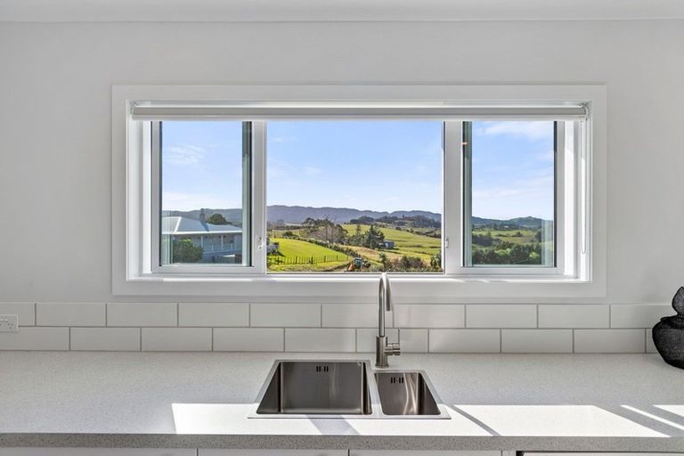 Photo of property in 35 Old Waipu Road North, Mangawhai, Kaiwaka, 0573