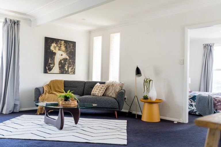 Photo of property in 18 Hanlon Street, Halfway Bush, Dunedin, 9010