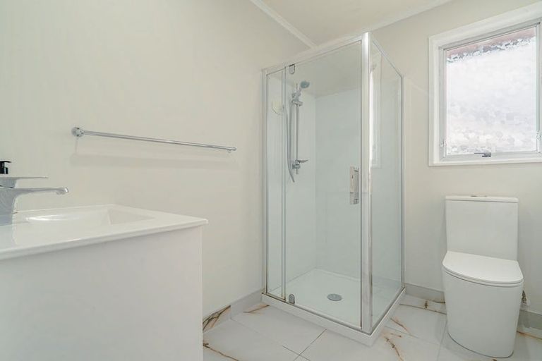 Photo of property in 15 Burndale Terrace, Manurewa, Auckland, 2102