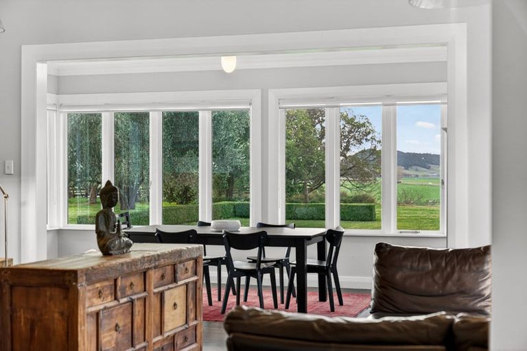Photo of property in Gladstone Road, Gladstone, 5884