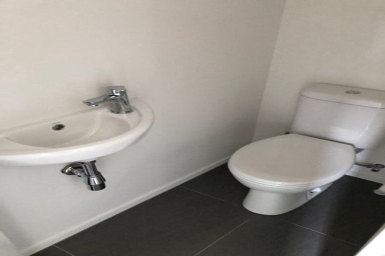 Photo of property in 2 League Lane, Phillipstown, Christchurch, 8011