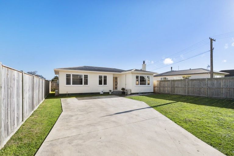 Photo of property in 24 Pharazyn Street, Feilding, 4702