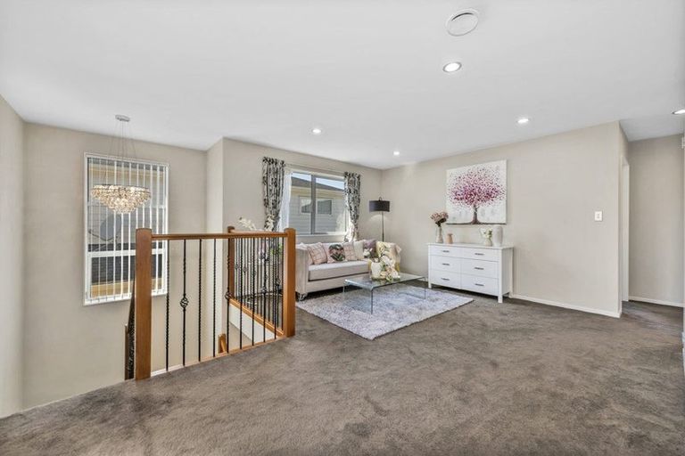 Photo of property in 35 Clady Drive, Flat Bush, Auckland, 2019