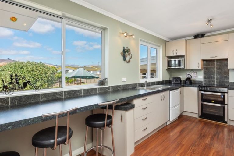Photo of property in 8 Newbourne Crescent, Redwoodtown, Blenheim, 7201