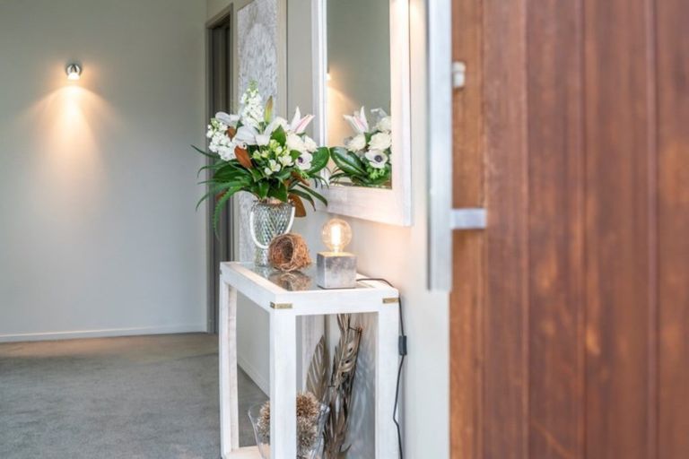 Photo of property in 55 Williams Street, Cambridge, 3434