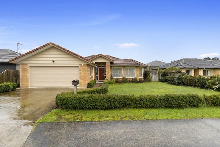 Photo of property in 13 Ribbonwood Close, Te Kauwhata, 3710