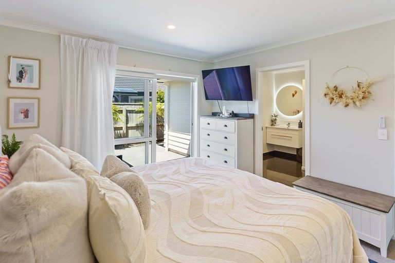 Photo of property in 12 Gardner Place, Otaki, 5512