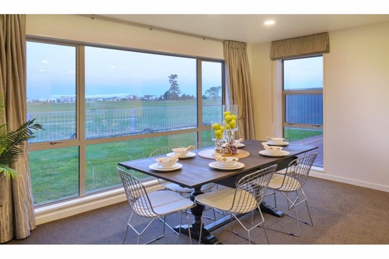 Photo of property in 546 Bower Avenue, Parklands, Christchurch, 8083