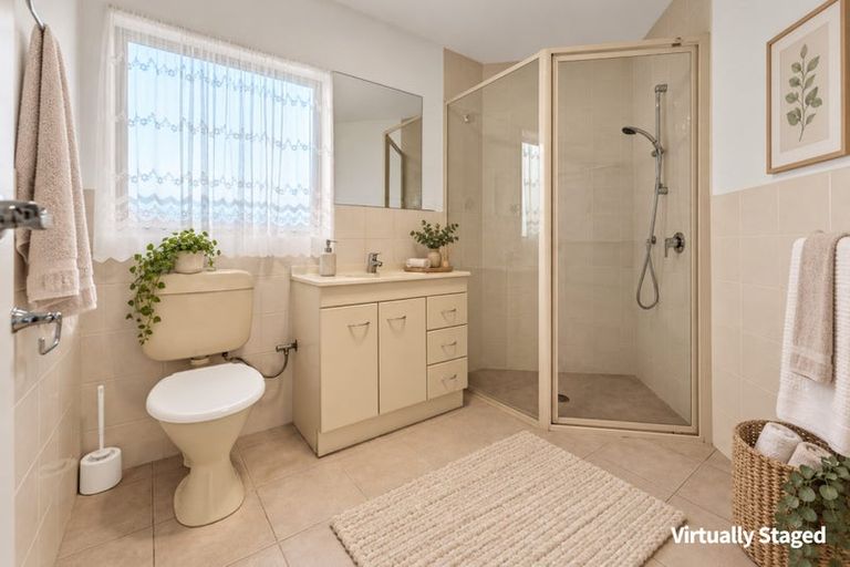 Photo of property in 11/169 Sturges Road, Henderson, Auckland, 0612
