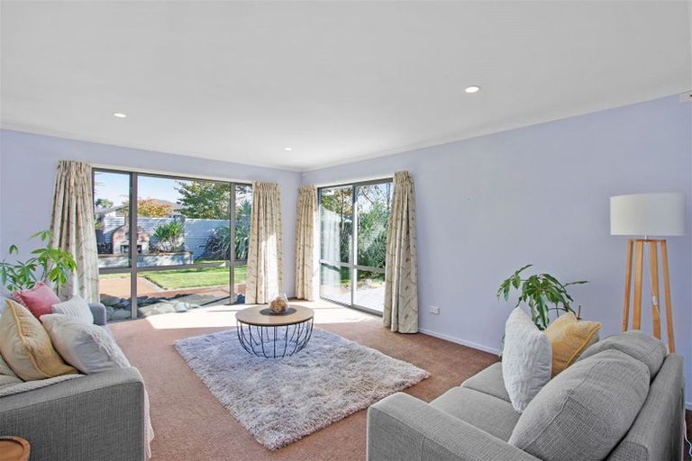 Photo of property in 14 James Drive, Woodend, 7610