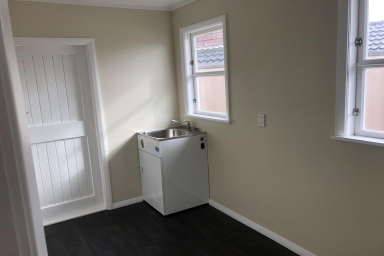 Photo of property in 69 Long Melford Road, Awapuni, Palmerston North, 4412