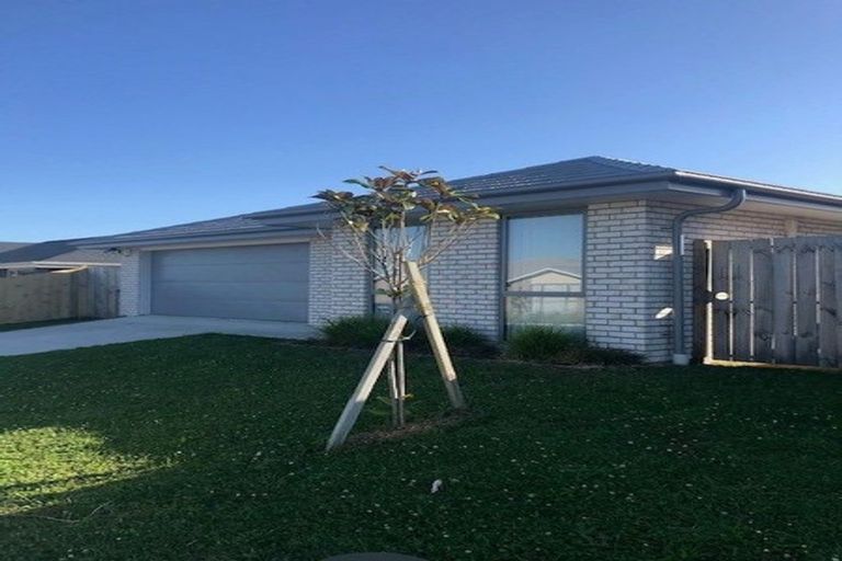 Photo of property in 15 Perla Road, Pukekohe, 2120