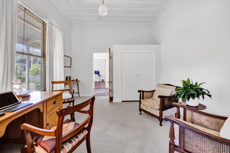 Photo of property in 207 Egmont Street, Patea, 4520