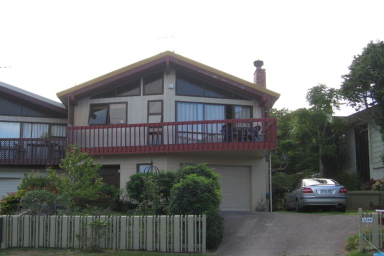 Photo of property in 2/48 Seaview Road, Castor Bay, Auckland, 0620