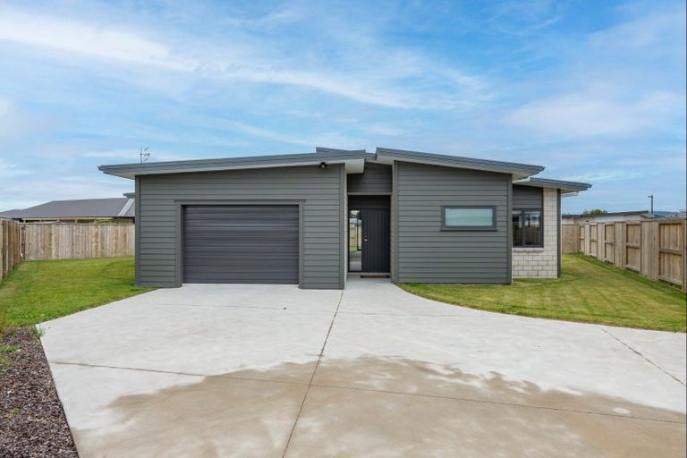 Photo of property in 16 Tawhai Crescent, Wharewaka, Taupo, 3330