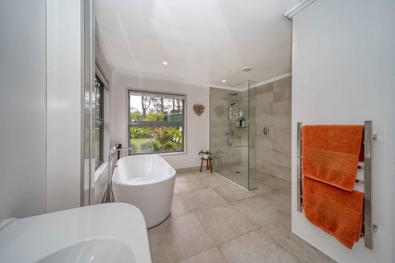 Photo of property in 36 Kahurangi Drive, Mangawhai, Kaiwaka, 0573