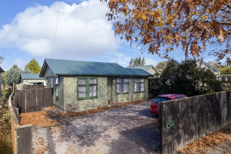 Photo of property in 10 Coopers Road, Dallington, Christchurch, 8061