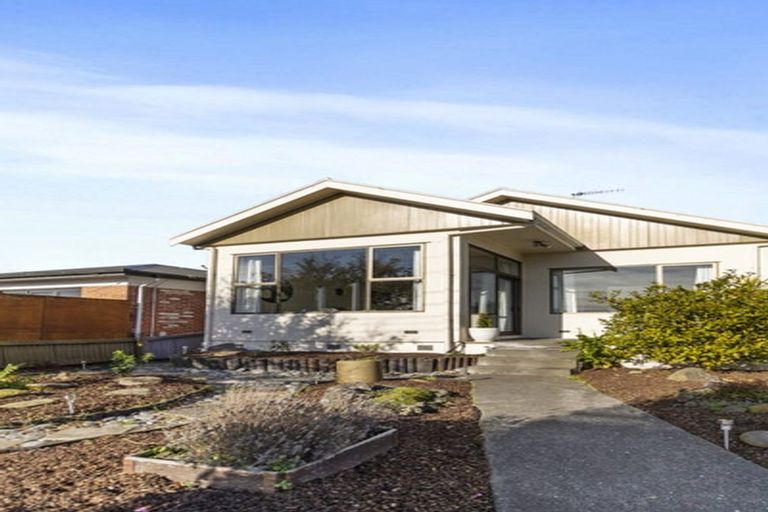 Photo of property in 12 Hatton Street, West End, Timaru, 7910