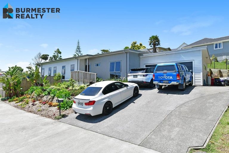 Photo of property in 10 St Julia Court, Helensville, 0800