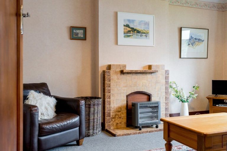 Photo of property in 5 Peel Street, Mornington, Dunedin, 9011