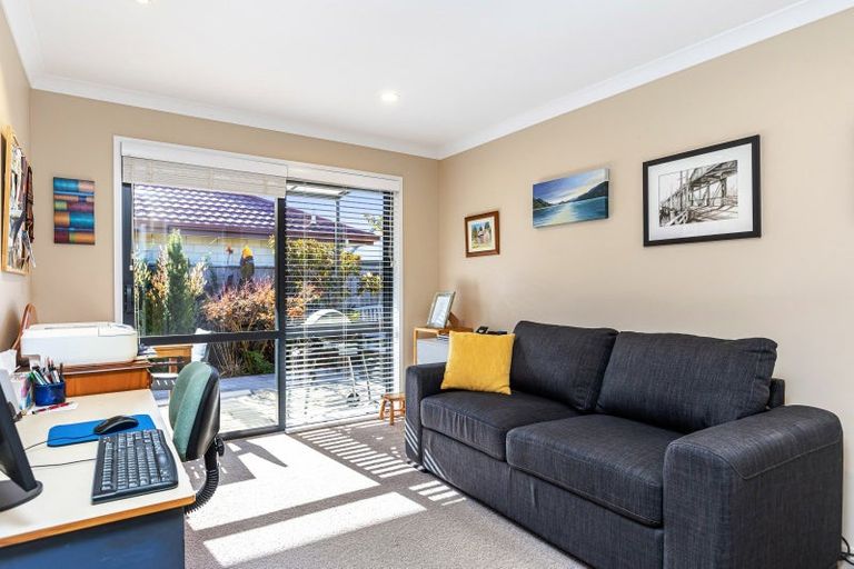 Photo of property in 26 Ara Drive, Redwoodtown, Blenheim, 7201