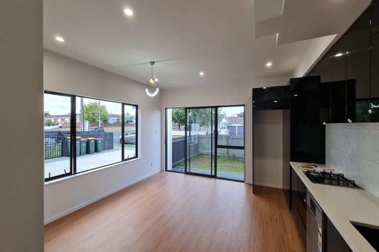 Photo of property in 1 Pasla Close, Papakura, 2110