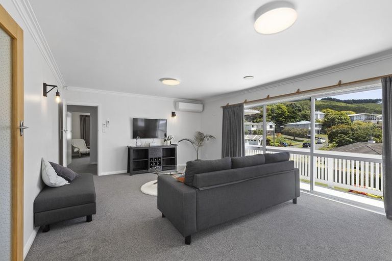 Photo of property in 19 Pembroke Street, Tawa, Wellington, 5028