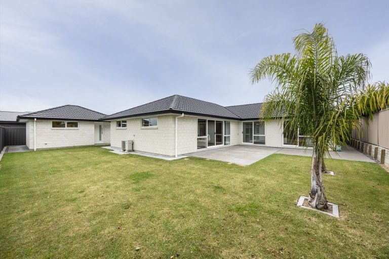 Photo of property in 16 Drovers Way, Frimley, Hastings, 4120