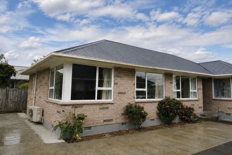 Photo of property in 37 Arthur Street, Upper Riccarton, Christchurch, 8041