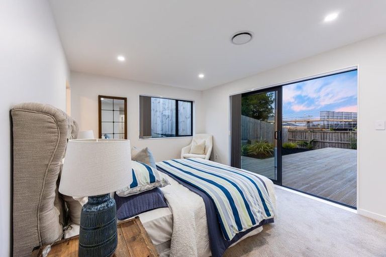 Photo of property in 40 Taikura Avenue, Red Beach, 0932