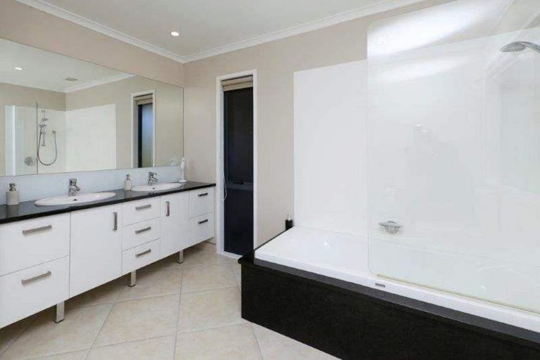 Photo of property in 166 Te Pahu Road, Te Pahu, Hamilton, 3285