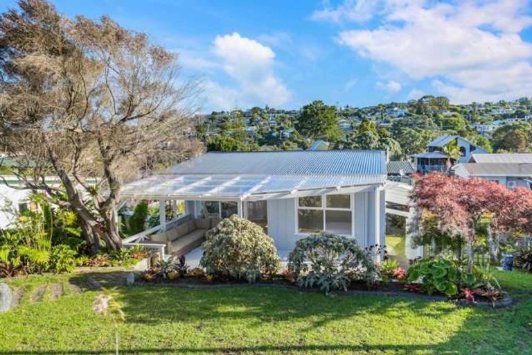 Photo of property in 39 Langton Road, Stanmore Bay, Whangaparaoa, 0932